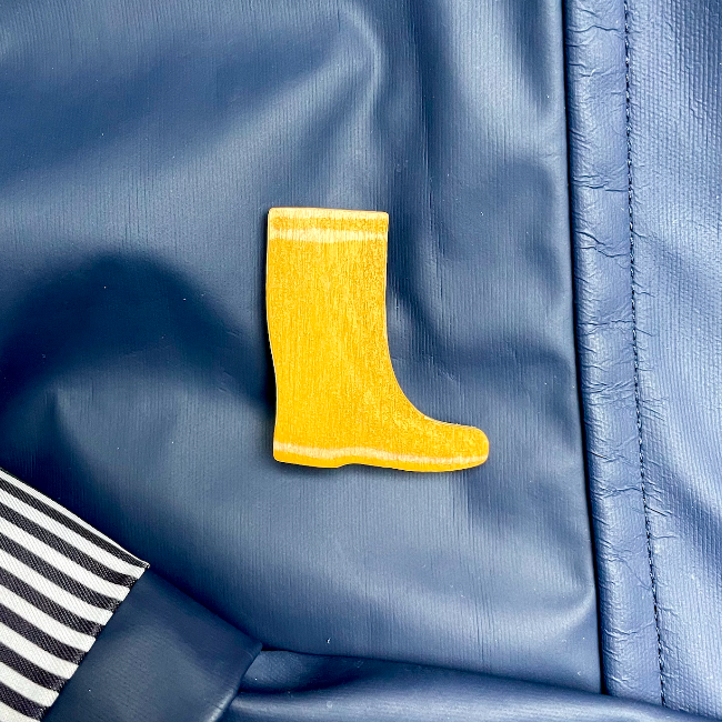 Broche botte bois Charlotte Jaune