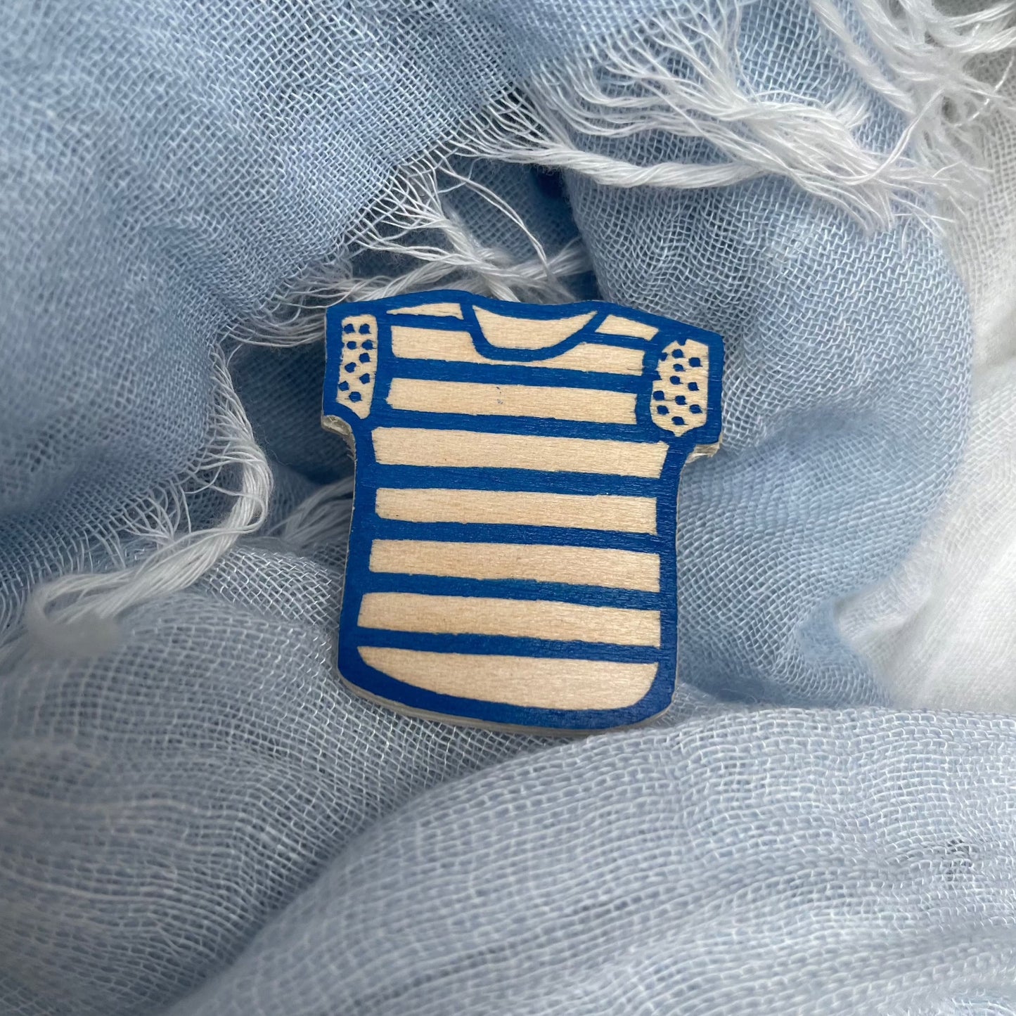 Broche marinière bois bleu marine