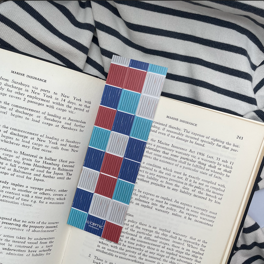 Marque Page Maritime dans le livre