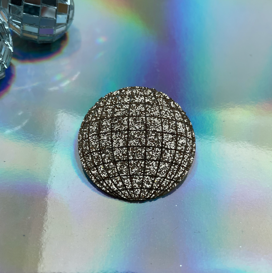 broche disco doré